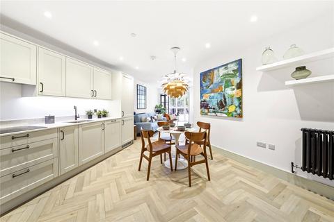 2 bedroom flat for sale, Park Avenue, London NW2
