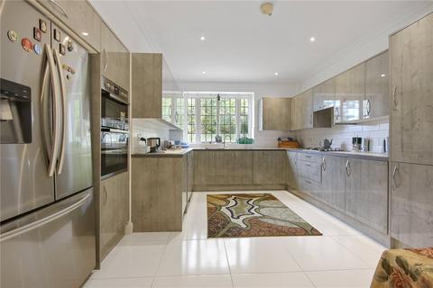 5 bedroom detached house for sale, Holne Chase, London N2