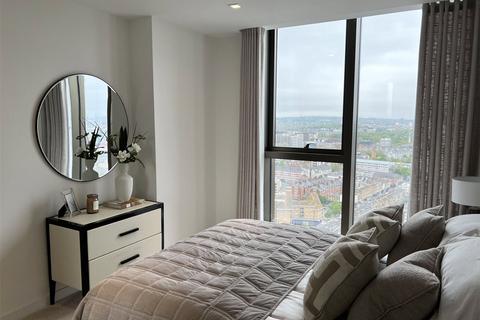 3 bedroom flat for sale, London W2