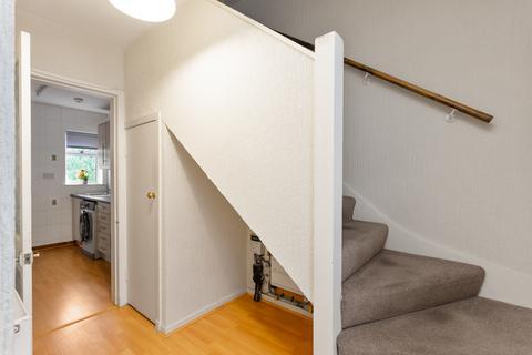 11 Broomhall Crescent, Edinburgh, EH12 7PG