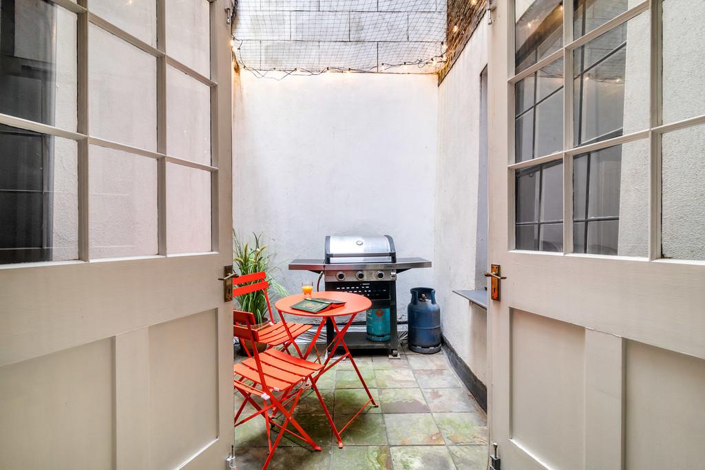 Craven Street 15