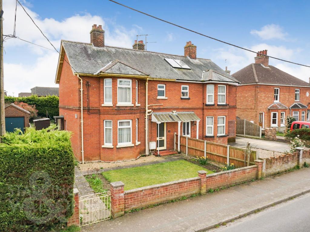 Links Avenue, Brundall, Norwich 3 bed semidetached house for sale £