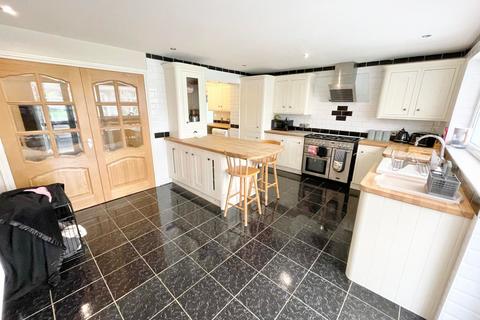 3 bedroom semi-detached house for sale, Tarn Road, Thornton FY5