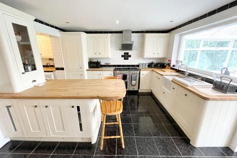 3 bedroom semi-detached house for sale, Tarn Road, Thornton FY5