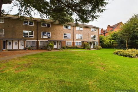 2 bedroom maisonette to rent, Exeter Court, Surbiton KT6