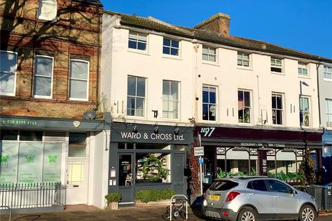 3 bedroom apartment to rent, Maple Road, Surbiton KT6
