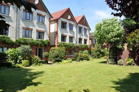 2 bedroom apartment to rent, Coombe Road, New Malden KT3