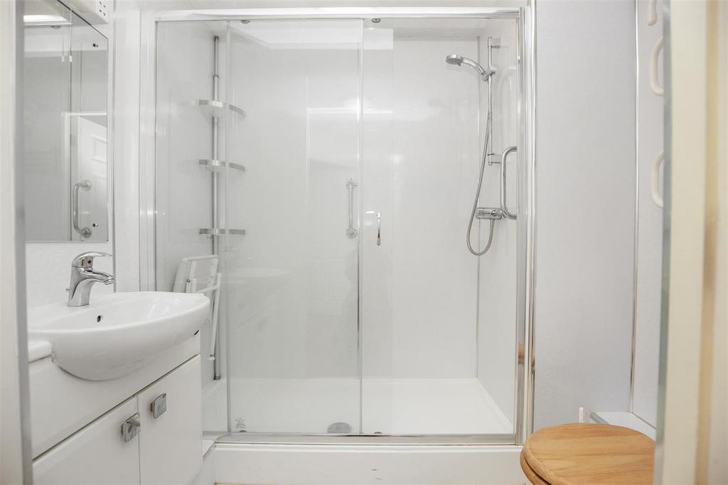 27 Jubilee Court St Margaret Street 11.jpg