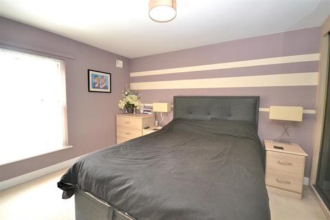3 bedroom end of terrace house for sale, Bridport Road, Poundbury, Dorchester