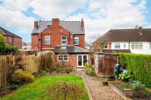 106 Hemper Lane, Sheffield, S8 7FE