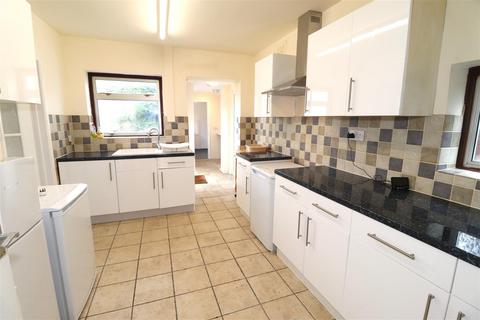 3 bedroom end of terrace house for sale, Beauchamp Road, Kenilworth
