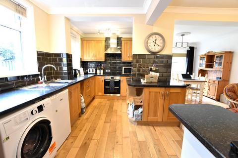 3 bedroom detached house for sale, Scotter Road, Scunthorpe