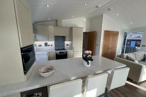 2 bedroom lodge for sale, R13, Abersoch LL53