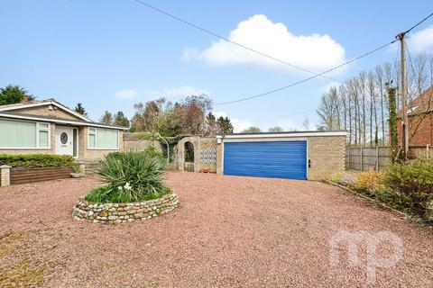 3 bedroom detached bungalow for sale, Crownthorpe Road, Wymondham NR18