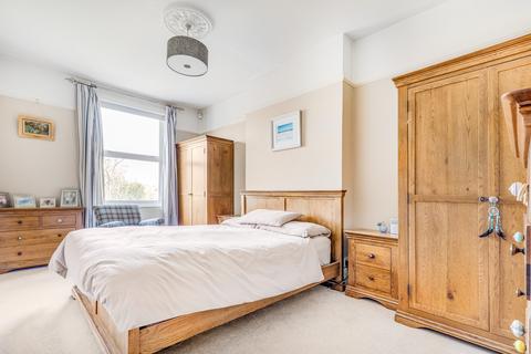 5 Derby Road, Surbiton, KT5 9AY