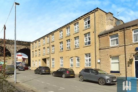 1 bedroom in a house share to rent, Ray Street, Huddersfield, HD1
