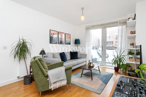 1 bedroom apartment for sale, Butterfly Court, Bathhurst Square, London, N15