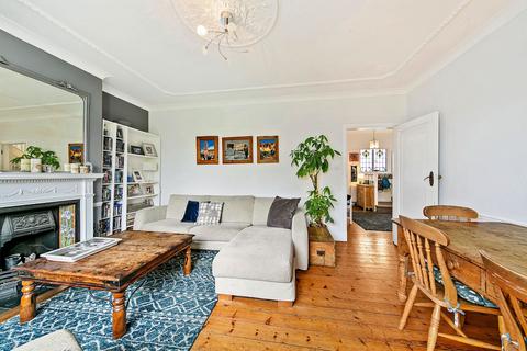 257 Staines Road, Twickenham, TW2 5AY
