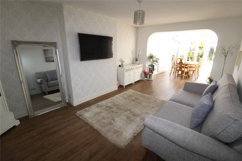 2 bedroom bungalow for sale, Little Wakering Road, Little Wakering, Southend-on-Sea, Essex, SS3