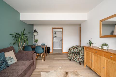 2 bedroom flat for sale, 102 Commercial Street, Edinburgh EH6