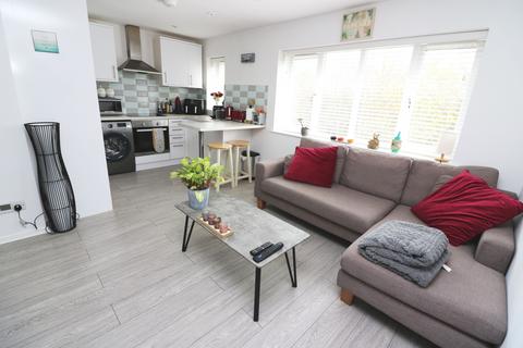 1 bedroom flat for sale, Wesley Drive, Egham, Surrey, TW20