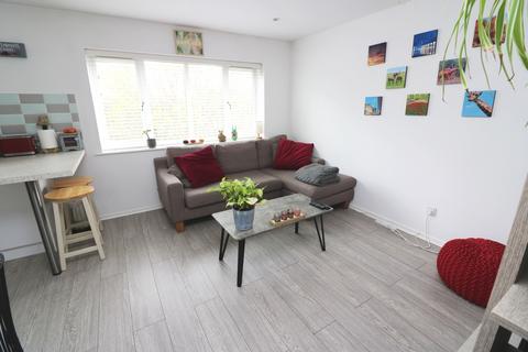 1 bedroom flat for sale, Wesley Drive, Egham, Surrey, TW20