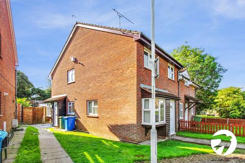 1 bedroom house to rent, Whimbrel Close, Sittingbourne, ME10