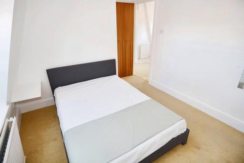1 bedroom flat for sale, Tachbrook Street, London SW1V