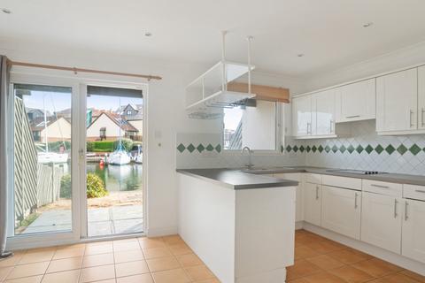 3 bedroom townhouse for sale, Bryher Island, Portsmouth, PO6