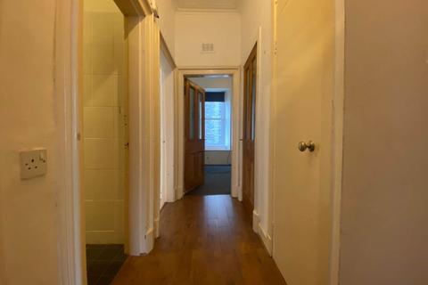2 bedroom flat to rent, 354A Perth Road, ,