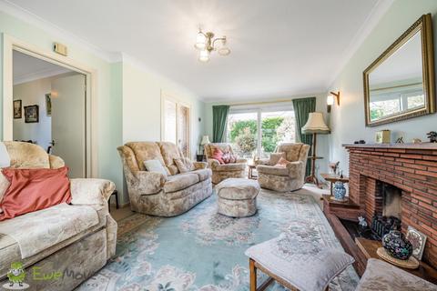 14 Cedar Close, Tadley, RG26 3SL