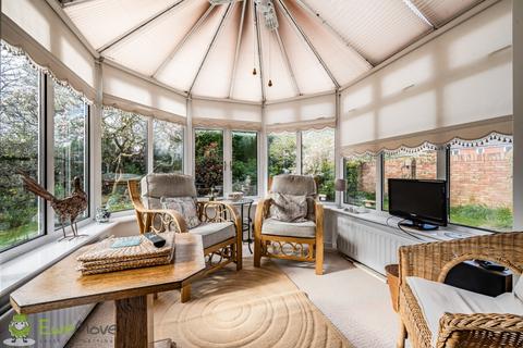 14 Cedar Close, Tadley, RG26 3SL