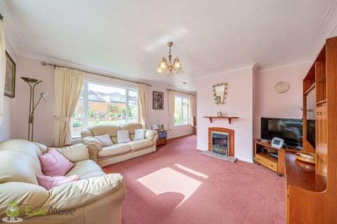 2 Longfields, Oakley, Basingstoke, RG23 7BN