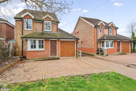 3 bedroom detached house for sale, Manor View Brimpton Road, Reading RG7