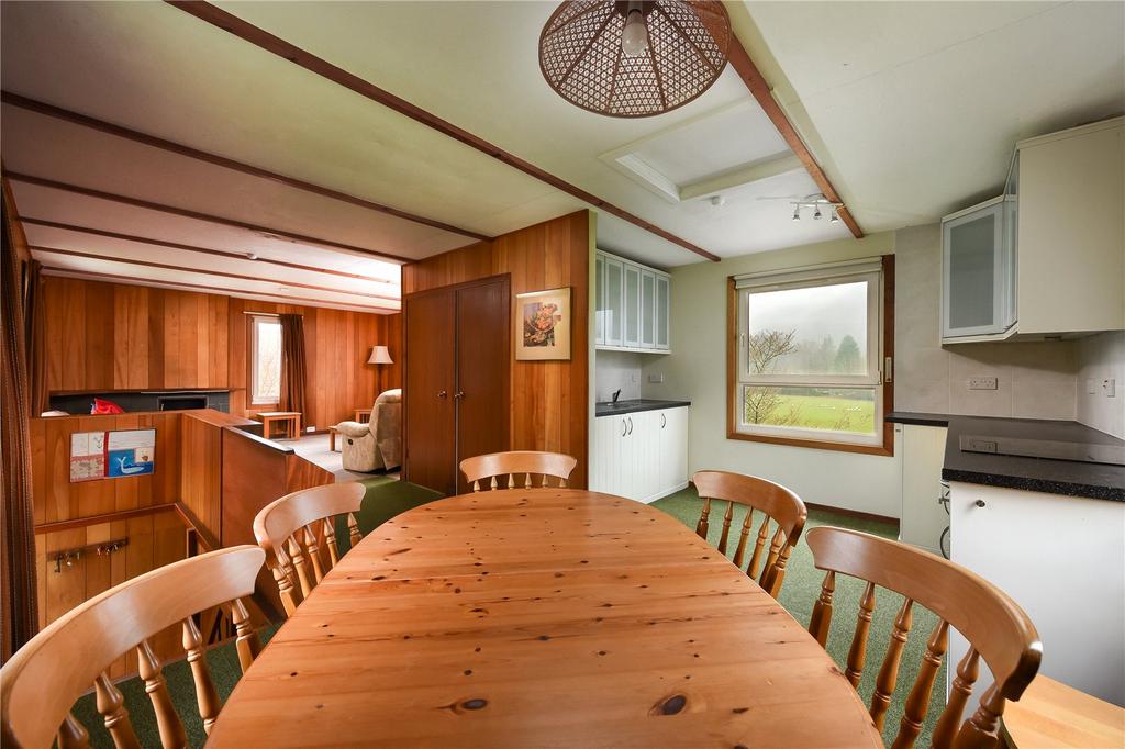 Dining/Kitchen