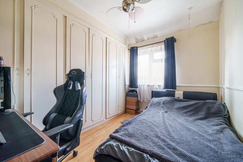 47 Comyns Road, Dagenham, RM9 6PB