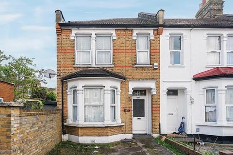 3 bedroom end of terrace house for sale, Natal Road, Ilford