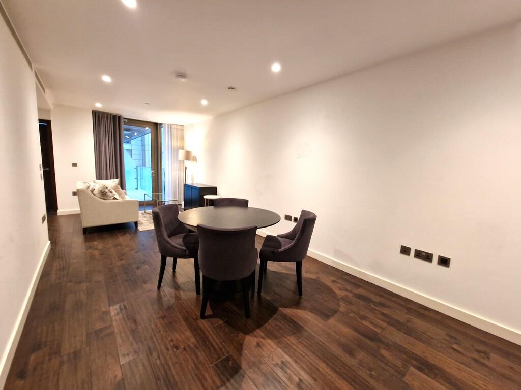 Lounge 1.jpg