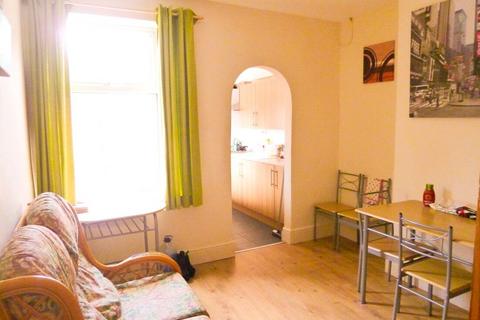 1 bedroom in a house share to rent, 73 Thesiger Street, Lincoln, Lincolnshire LN5 7UY