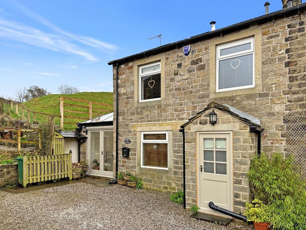 Main Street, Addingham, LS29 2 bed semidetached house for sale £375,000