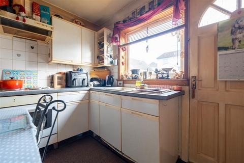 61 Durley Dene Crescent, Bridge Of Earn, Perth, PH2 9RD