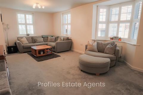 1 Tamarisk Close, Burbage, Hinckley, LE10 3JN