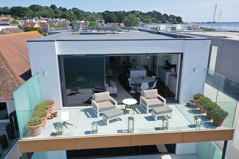 2 bedroom penthouse for sale, Salterns Way, Lilliput, Poole, BH14