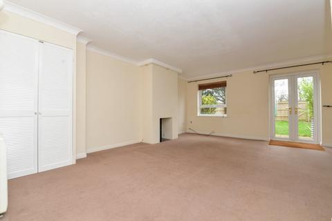 3 bedroom end of terrace house for sale, Aysha Close, New Milton, Hampshire, BH25