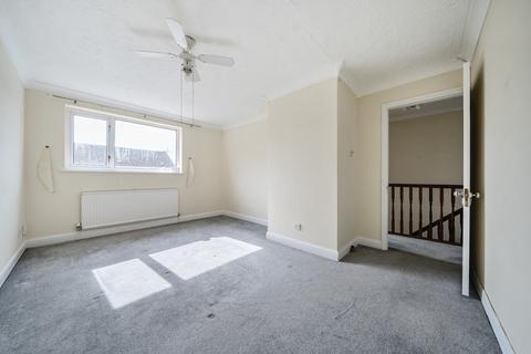7 Campion Close, Carterton, OX18 3YG