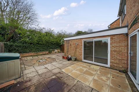 7 Campion Close, Carterton, OX18 3YG