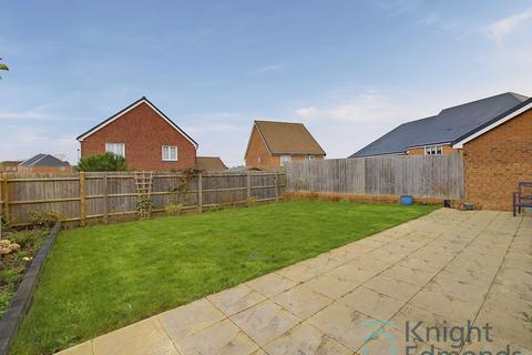 3 bedroom detached house for sale, Kennards Road, Coxheath, ME17