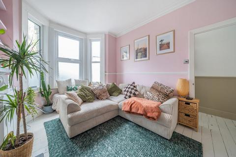 5 Petersfield Road, London, W3 8NY