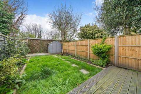 5 Petersfield Road, London, W3 8NY