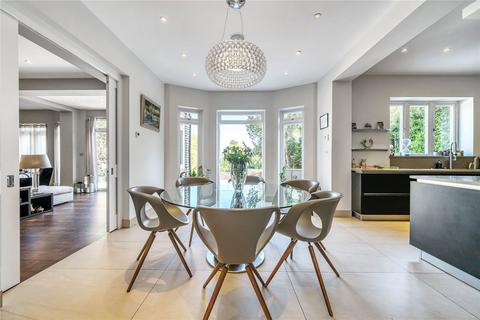 4 bedroom detached house for sale, Barnet Road, Arkley, Hertfordshire, EN5